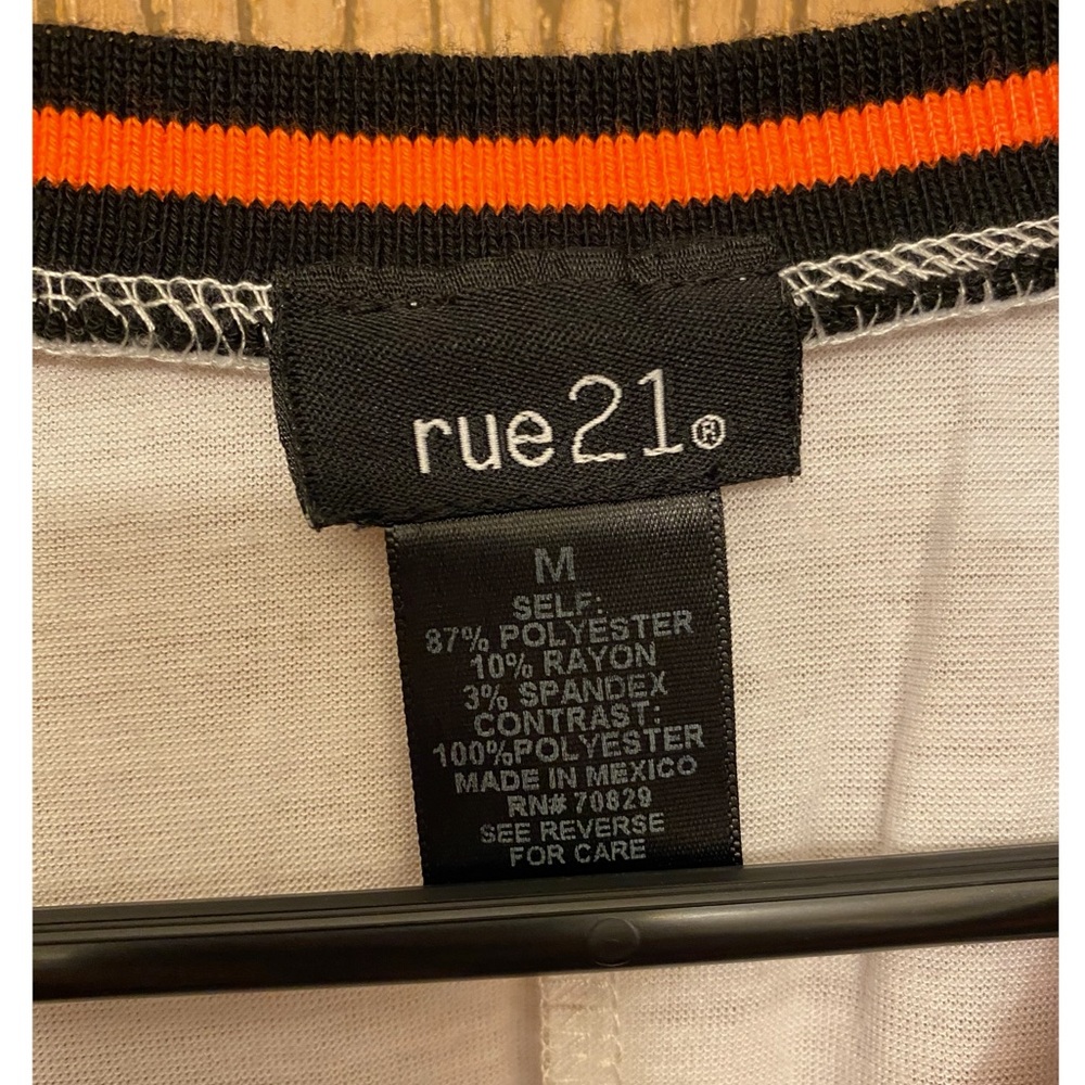Women’s Rue21 Shirt - Picture 2 of 2